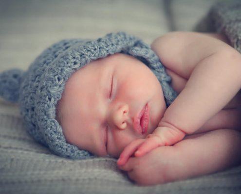 yeni doğan bebeğin uyku düzeni
